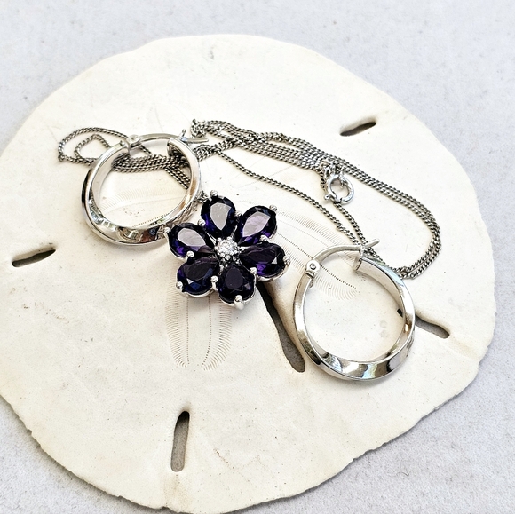 SET! Vera Wang 925 Flower Necklace & 925 Twisted Diamond-Cut Hoop Earrings SET! - Picture 7 of 16